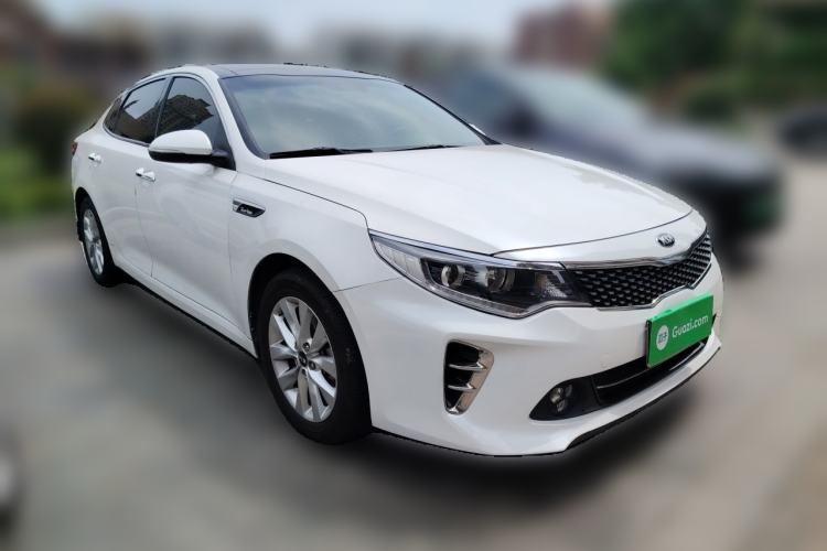 Used Kia K5 2016 1.6T Automatic LUX Front Right 45 Deg