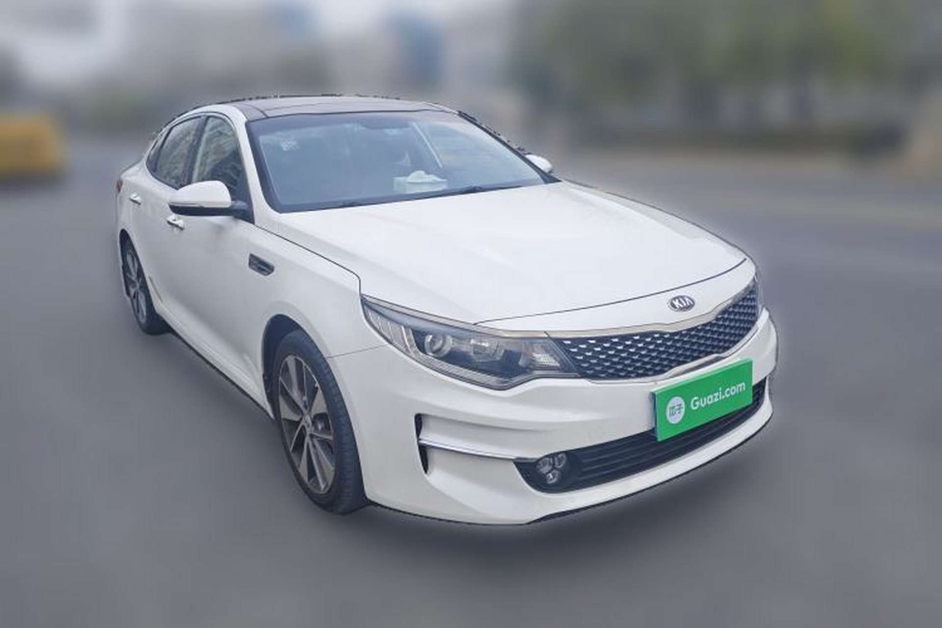 Used Kia K5 2016 2.0L Automatic LUX Front Right 45 Deg