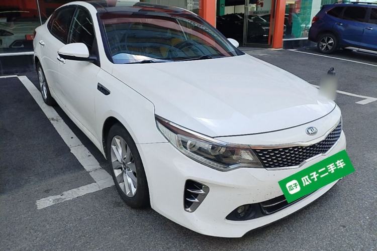 Used Kia K5 2016 1.6T Automatic LUX Front Right 45 Deg