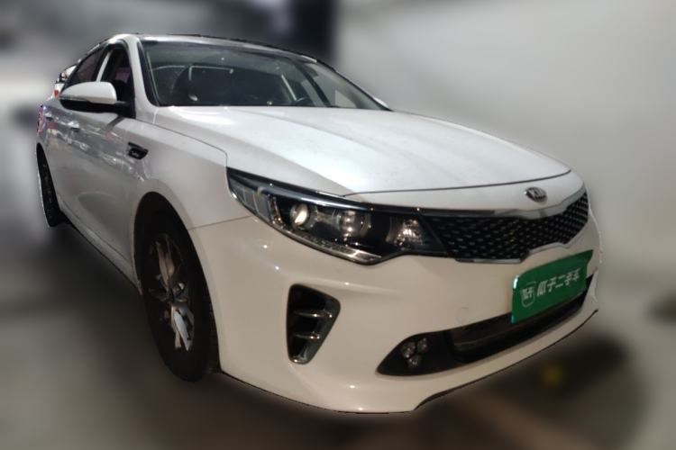 Used Kia K5 2016 1.6T Automatic LUX Front Right 45 Deg
