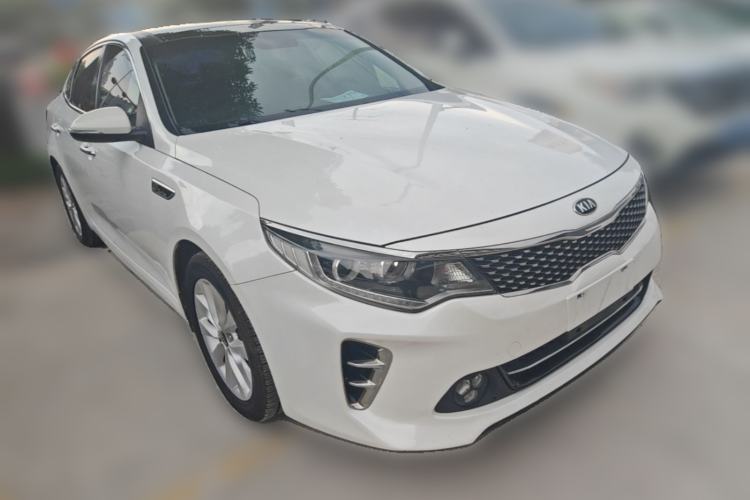 Used Kia K5 2016 1.6T Automatic LUX Front Right 45 Deg