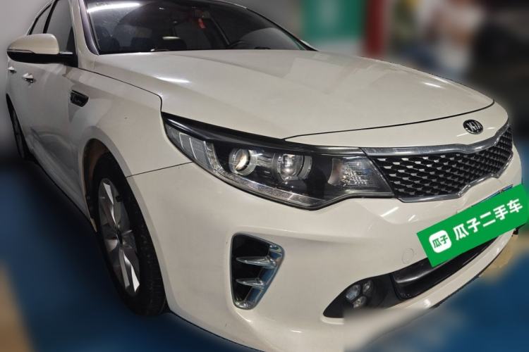 Used Kia K5 2016 1.6T Automatic LUX Front Right 45 Deg