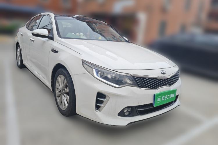Used Kia K5 2016 1.6T Automatic LUX Front Right 45 Deg