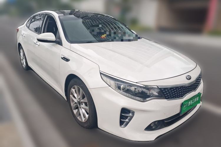 Used Kia K5 2016 1.6T Automatic LUX Front Right 45 Deg