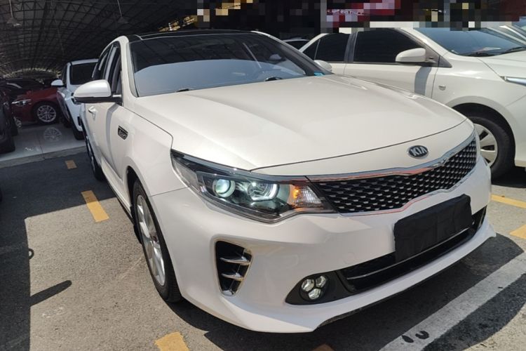 Used Kia K5 2016 1.6T Automatic LUX Front Right 45 Deg
