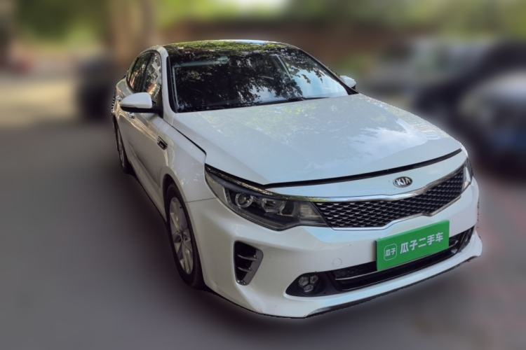 Used Kia K5 2016 1.6T Automatic LUX Front Right 45 Deg