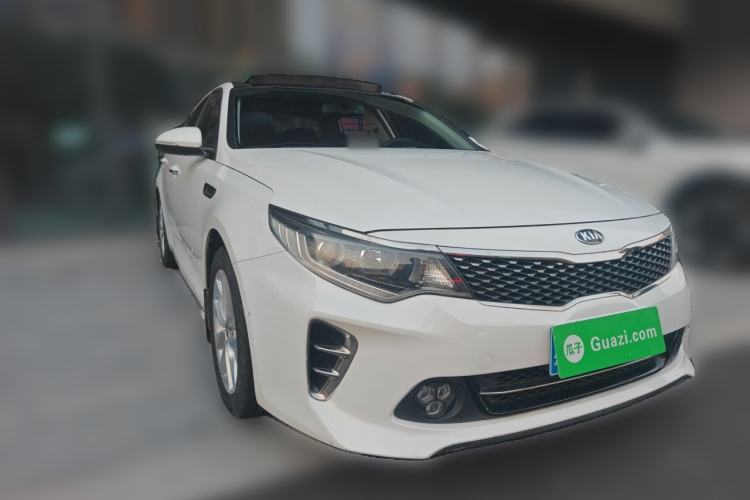 Used Kia K5 2016 1.6T Automatic LUX Front Right 45 Deg