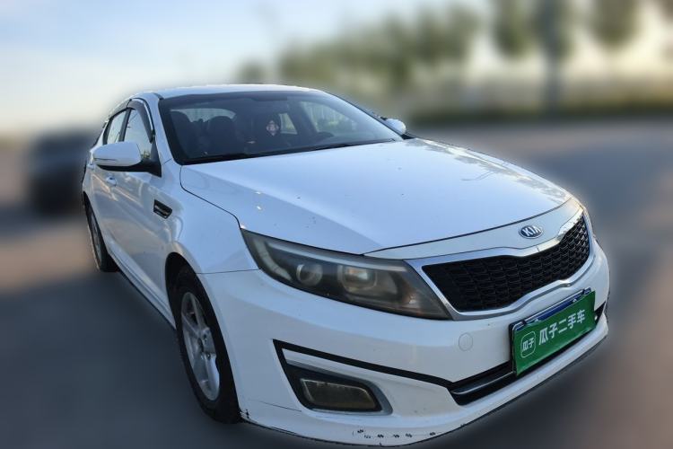 Used Kia K5 2016 2.0L Automatic GL Front Right 45 Deg