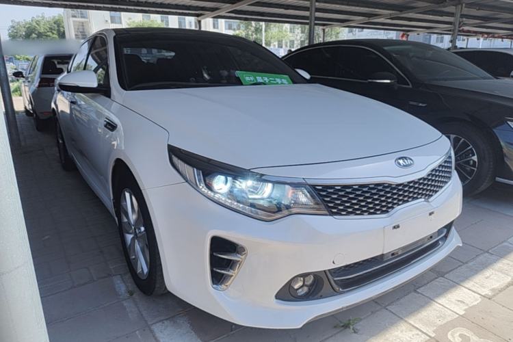 Used Kia K5 2016 1.6T Automatic LUX Front Right 45 Deg