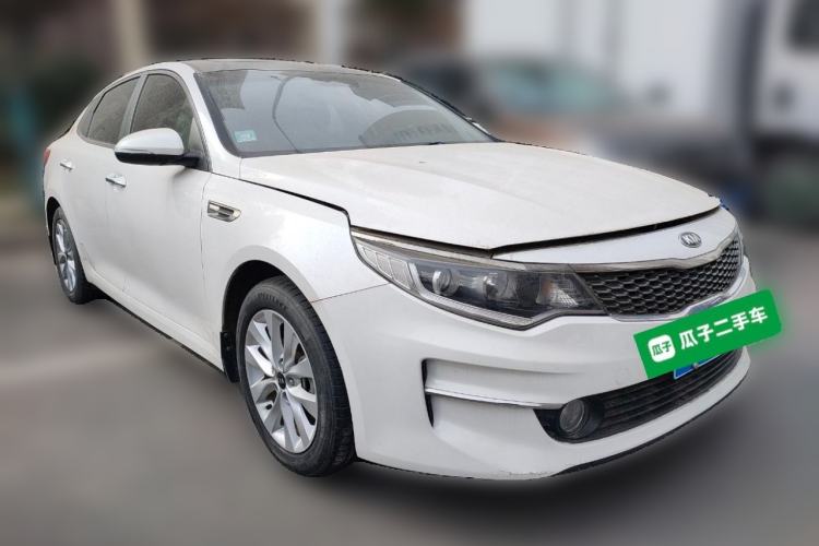 Used Kia K5 2016 2.0L Automatic GLS Front Right 45 Deg