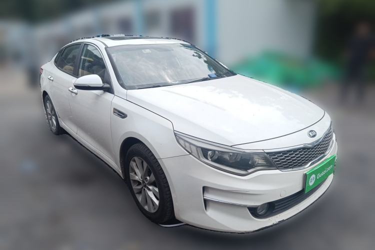 Used Kia K5 2016 2.0L Automatic GLS Front Right 45 Deg