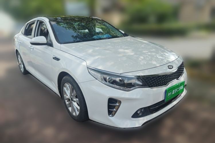 Used Kia K5 2016 1.6T Automatic LUX Front Right 45 Deg