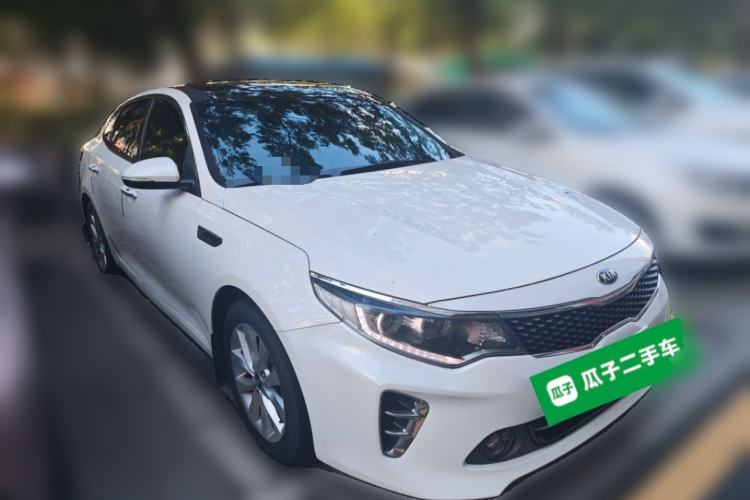 Used Kia K5 2016 1.6T Automatic LUX Front Right 45 Deg