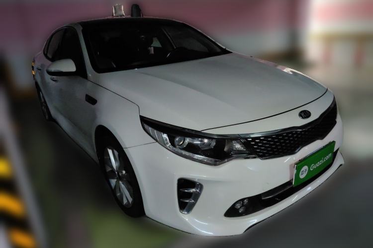 Used Kia K5 2016 1.6T Automatic LUX Front Right 45 Deg