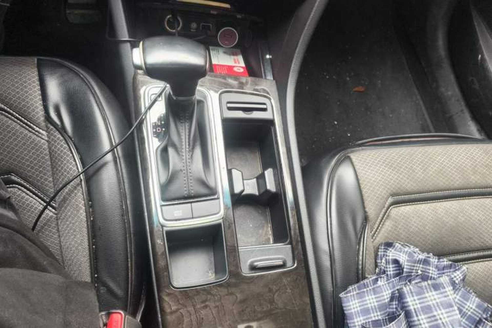 Used Kia K5 2016 1.6T Automatic LUX Gear Lever