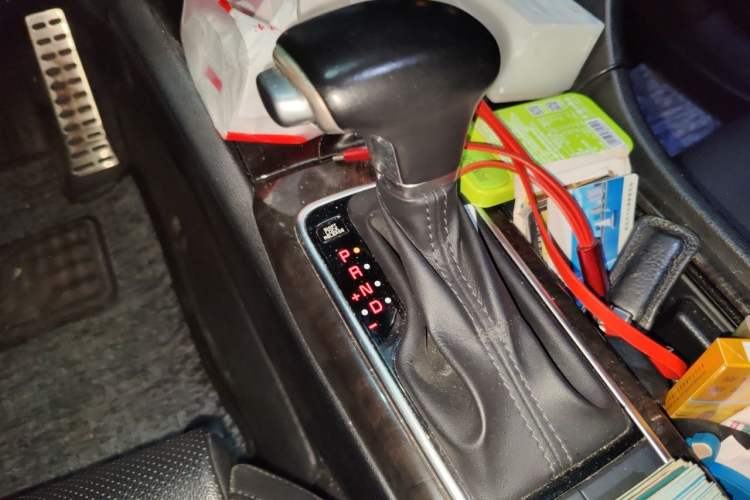 Used Kia K5 2016 1.6T Automatic LUX Gear Lever