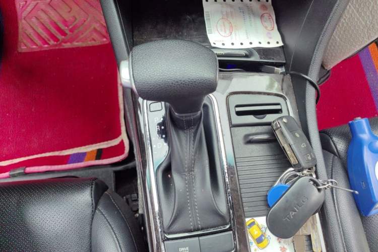 Used Kia K5 2016 2.0L Automatic GLS Gear Lever