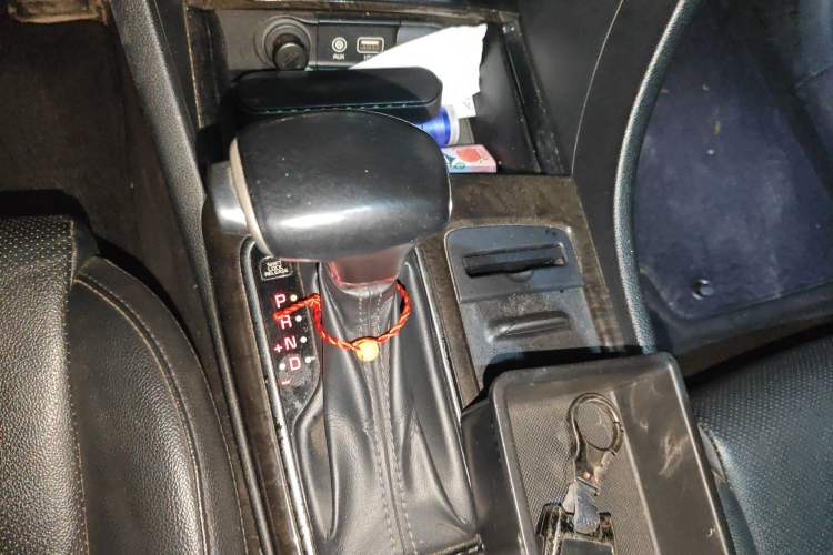 Used Kia K5 2016 1.6T Automatic LUX Gear Lever