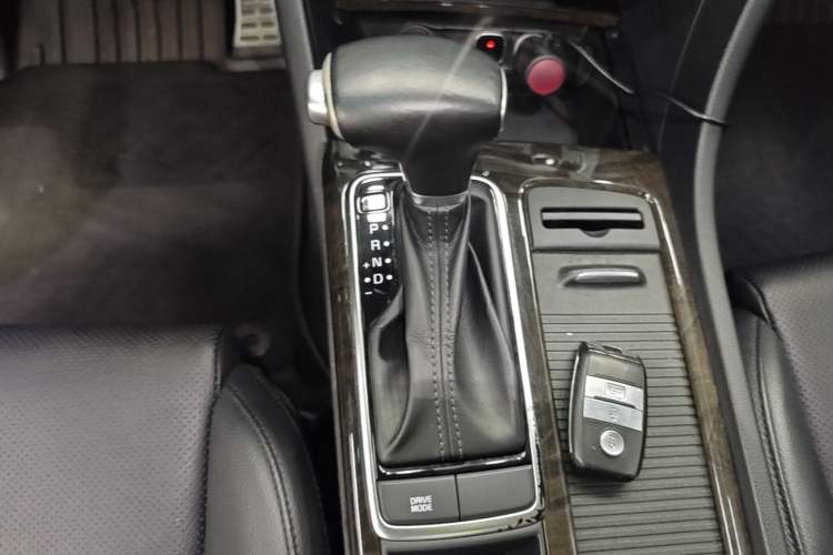 Used Kia K5 2016 1.6T Automatic LUX Gear Lever