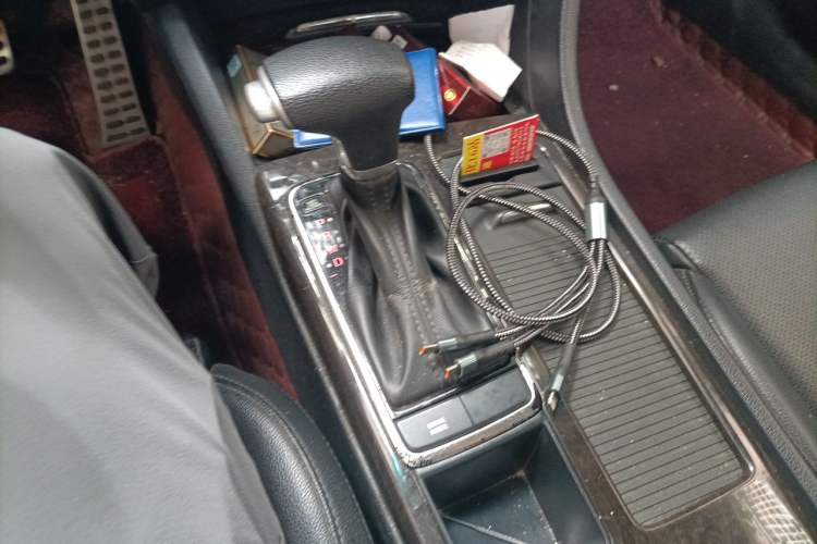 Used Kia K5 2016 2.0L Automatic GLS Gear Lever