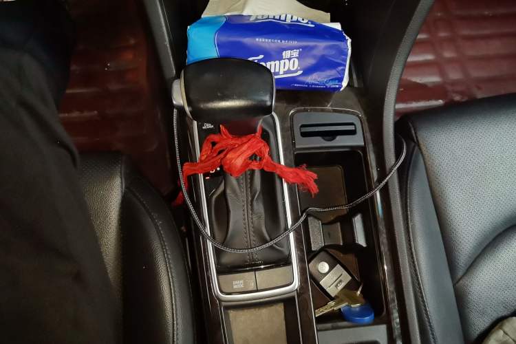 Used Kia K5 2016 1.6T Automatic LUX Gear Lever