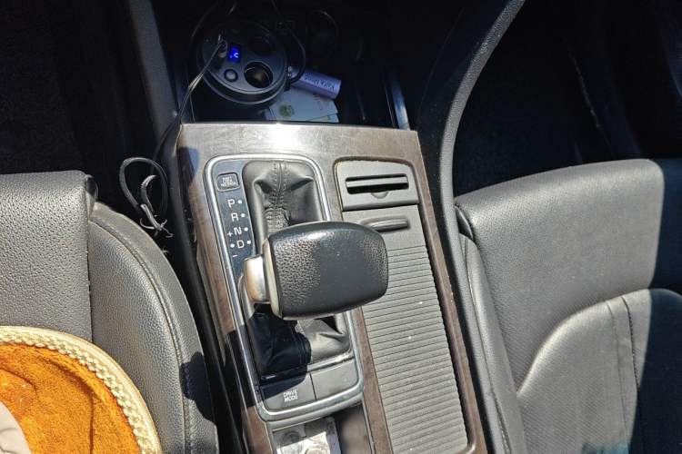 Used Kia K5 2016 2.0L Automatic GLS Gear Lever