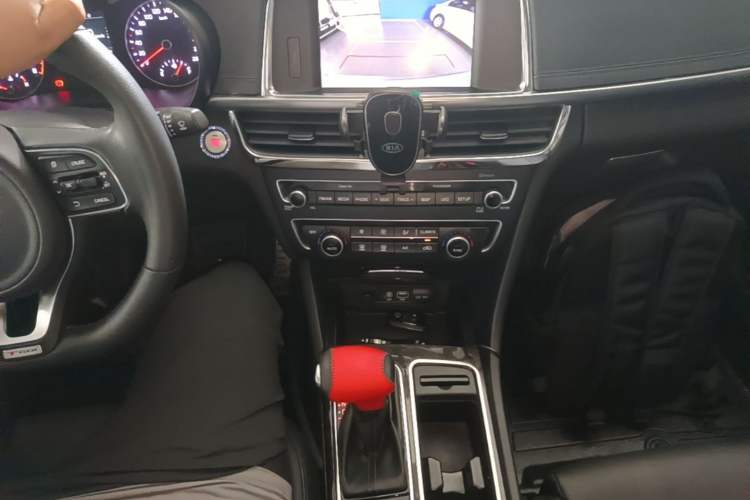 Used Kia K5 2016 1.6T Automatic LUX Gear Lever