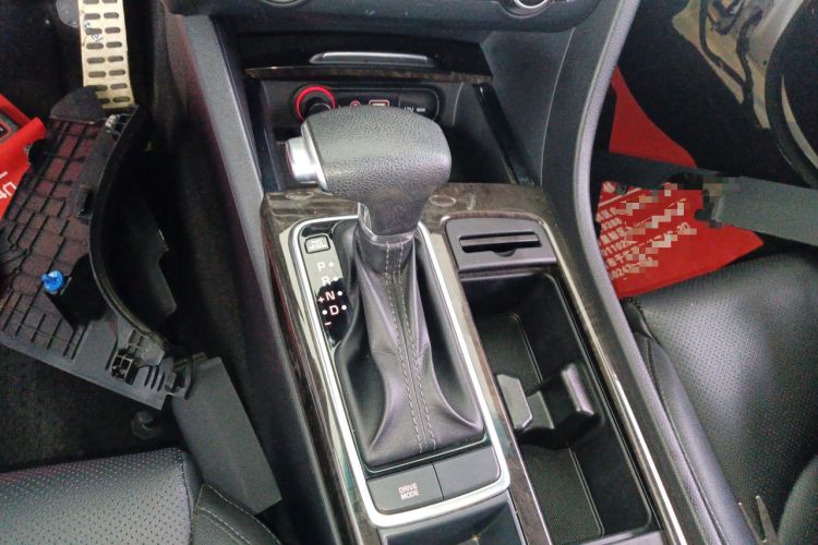 Used Kia K5 2016 2.0L Automatic GLS Gear Lever