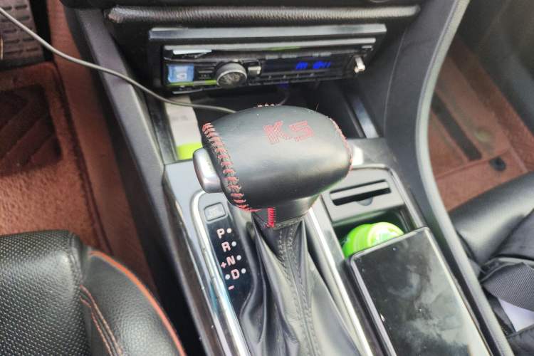 Used Kia K5 2016 1.6T Automatic LUX Gear Lever