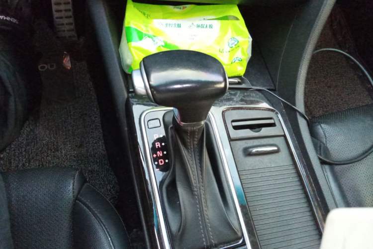 Used Kia K5 2016 1.6T Automatic PRM Gear Lever