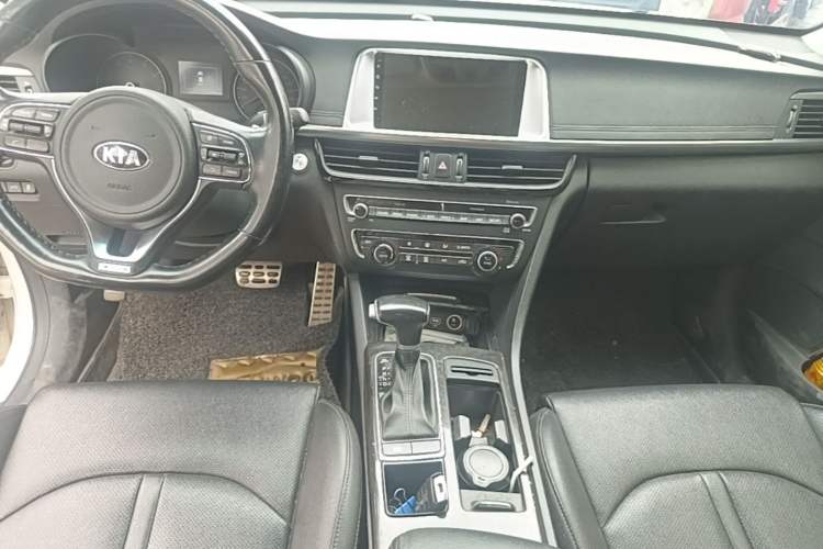 Used Kia K5 2016 1.6T Automatic LUX Gear Lever