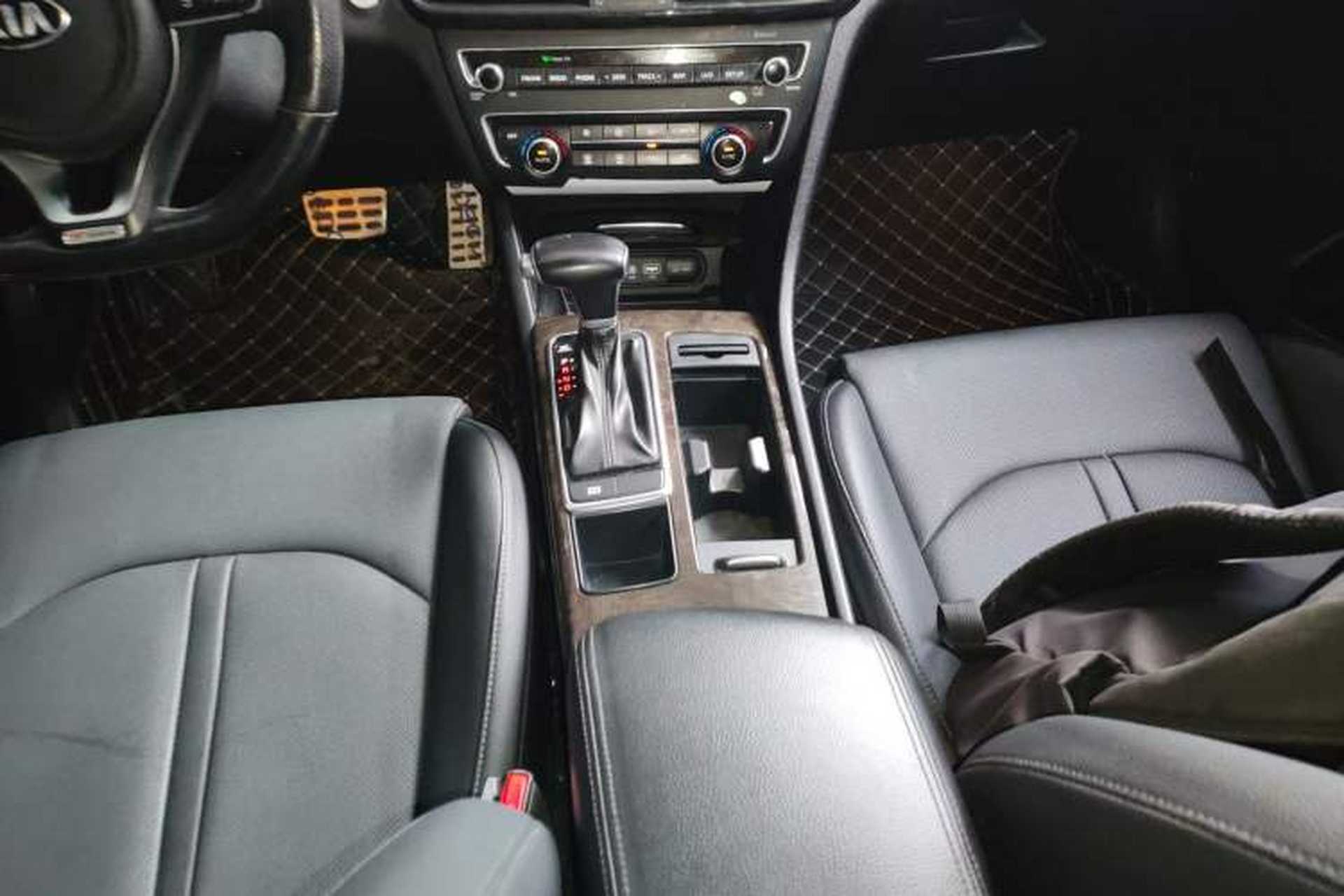Used Kia K5 2016 1.6T Automatic LUX Gear Lever