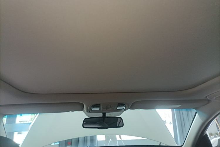 Used Kia K5 2016 1.6T Automatic LUX Headliner