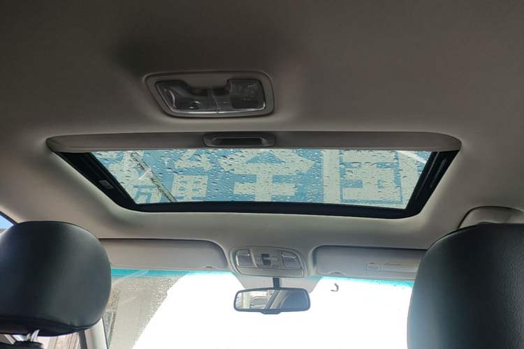 Used Kia K5 2016 2.0L Automatic GLS Headliner