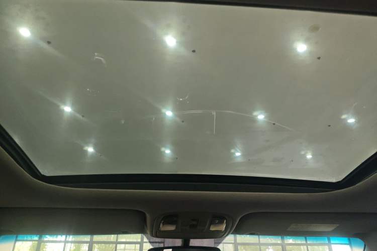 Used Kia K5 2016 1.6T Automatic LUX Headliner