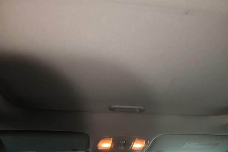 Used Kia K5 2016 2.0L Automatic LUX Headliner