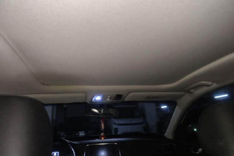 Used Kia K5 2016 1.6T Automatic LUX Headliner