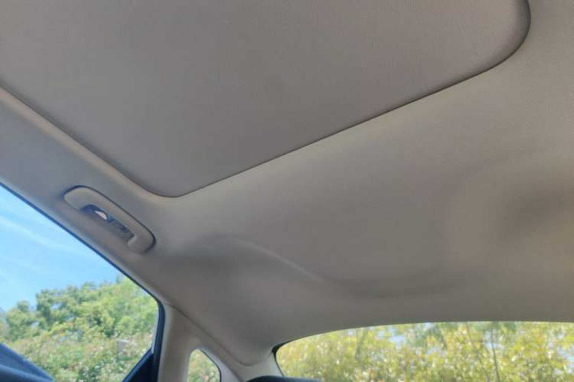 Used Kia K5 2016 1.6T Automatic LUX Headliner