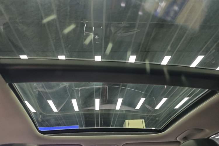 Used Kia K5 2016 1.6T Automatic LUX Headliner