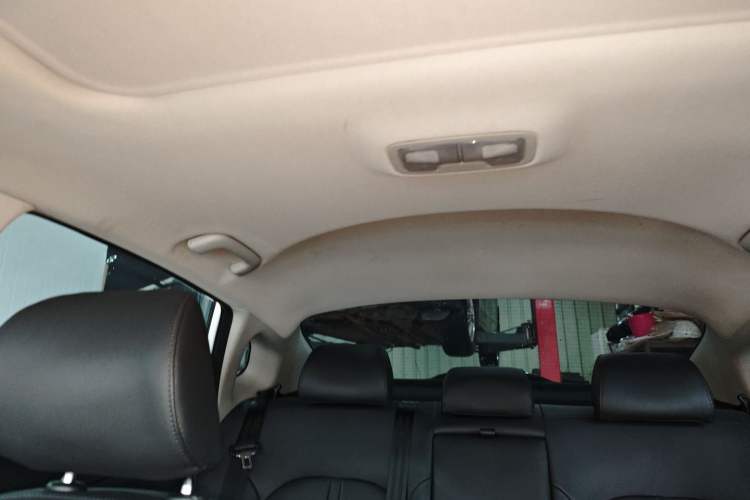 Used Kia K5 2016 2.0L Automatic GLS Headliner