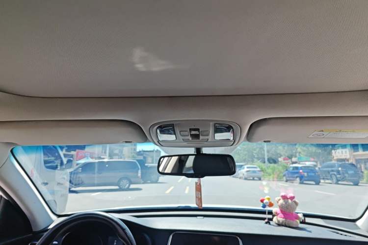 Used Kia K5 2016 1.6T Automatic LUX Headliner