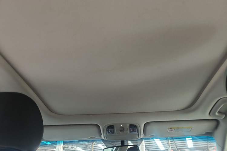 Used Kia K5 2016 1.6T Automatic LUX Headliner