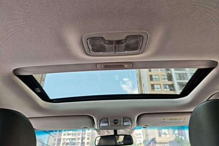 Used Kia K5 2016 2.0L Automatic GLS Headliner