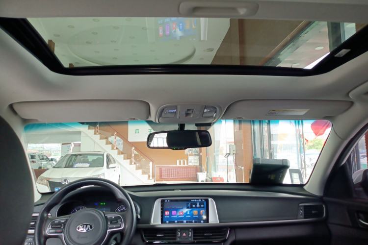 Used Kia K5 2016 2.0L Automatic GLS Headliner