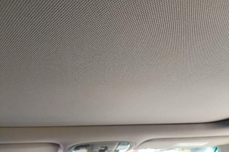 Used Kia K5 2016 1.6T Automatic LUX Headliner