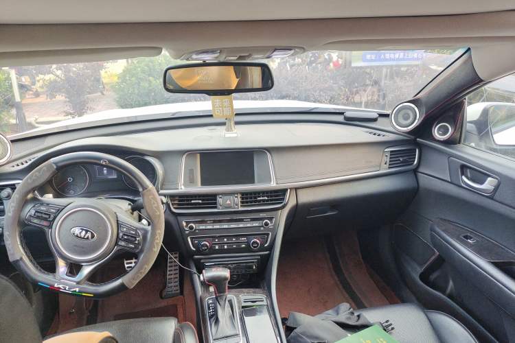 Used Kia K5 2016 1.6T Automatic LUX Headliner