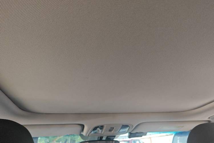 Used Kia K5 2016 1.6T Automatic LUX Headliner