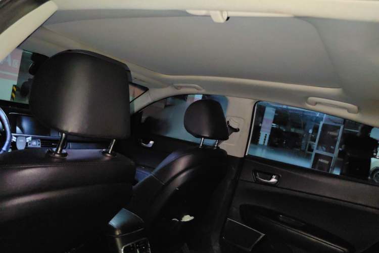 Used Kia K5 2016 1.6T Automatic LUX Headliner