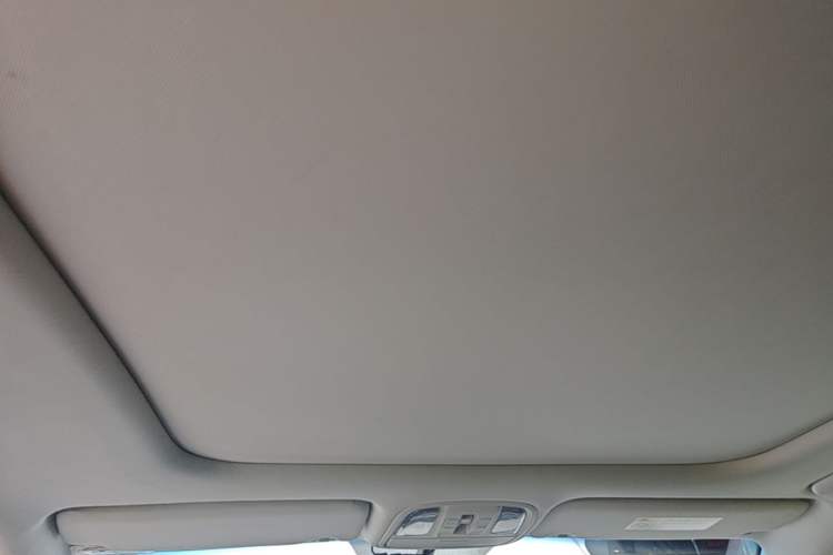 Used Kia K5 2016 2.0L Automatic LUX Headliner