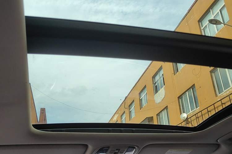 Used Kia K5 2016 2.0L Automatic LUX Headliner